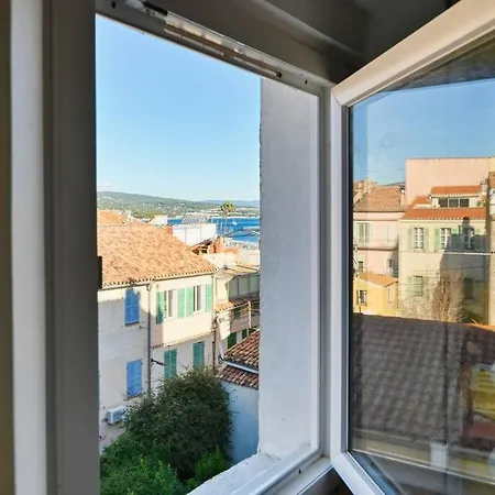 L'ecrin De A 50 M Du Port *
